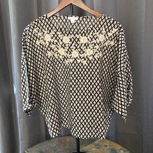 Pure Jill by J. Jill Breezy Cotton Top Floral Embroidery Casual Vacation Sz S